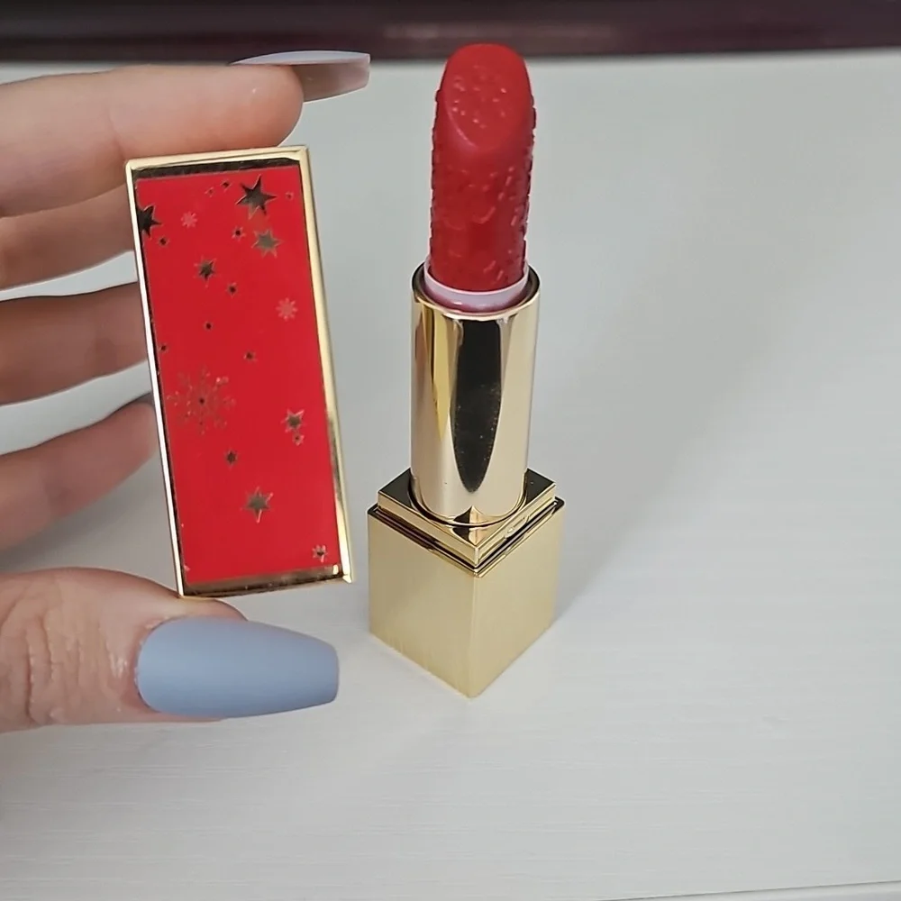 Estee Lauder Pure Color Envy Immortal Red Lipstick Shade 540